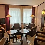 Zentrum Hotel 3*