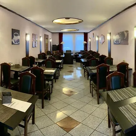 Zentrum Ξενοδοχείο 2*