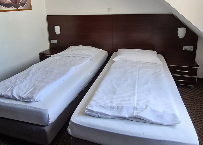 森特姆酒店 酒店 2*