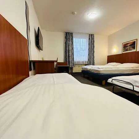 Zentrum Hotel 2*